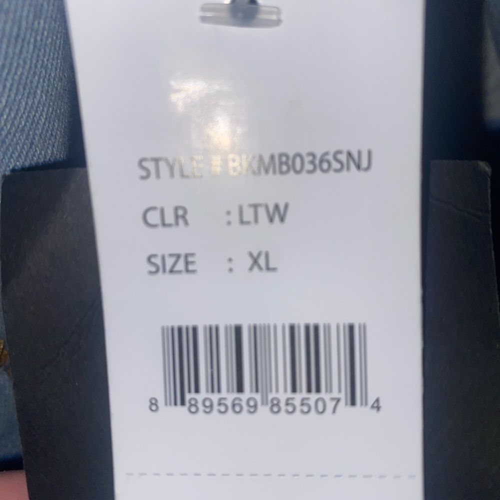 XL Drip Denim Jacket - Picture 5 of 5